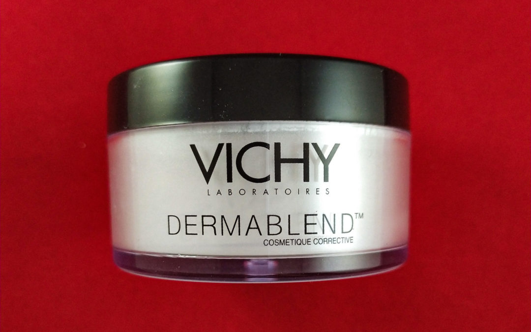 Polvere fissante Dermablend: la cipria che non si sente addosso