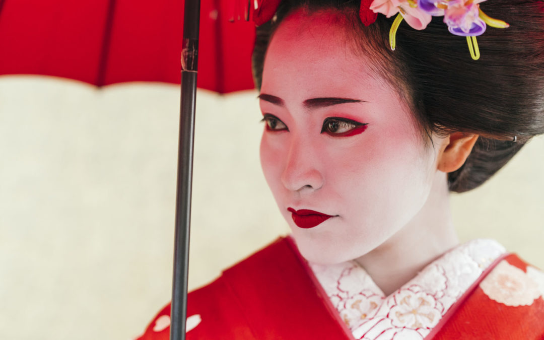 Il trucco delle geisha, la tradizione che supera il tempo